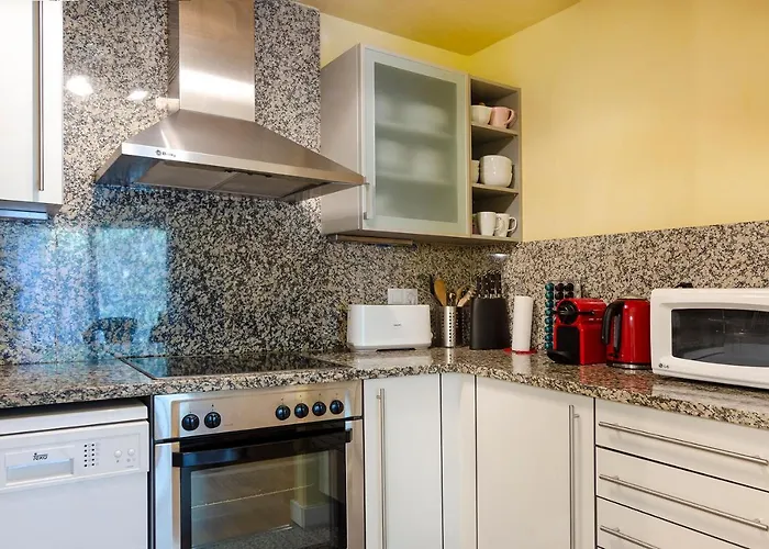 Devesa Park Apartment With Private Parking